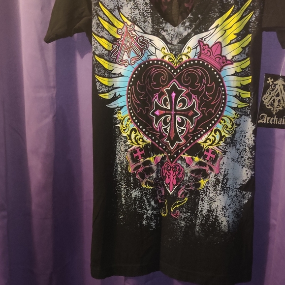 Cute women's heart, wings t-shirt - Picture 8 of 16